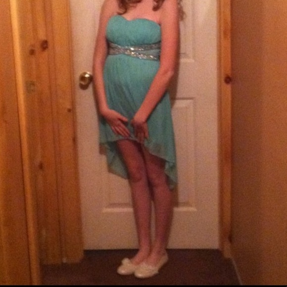 Mint Green Dress - Picture 2 of 2